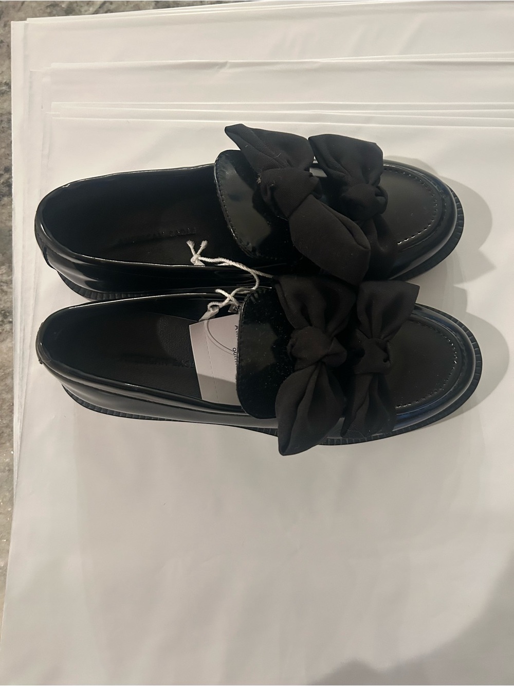American Eagle Black Bow Loafers - Chic Slip-On Flats size 6
